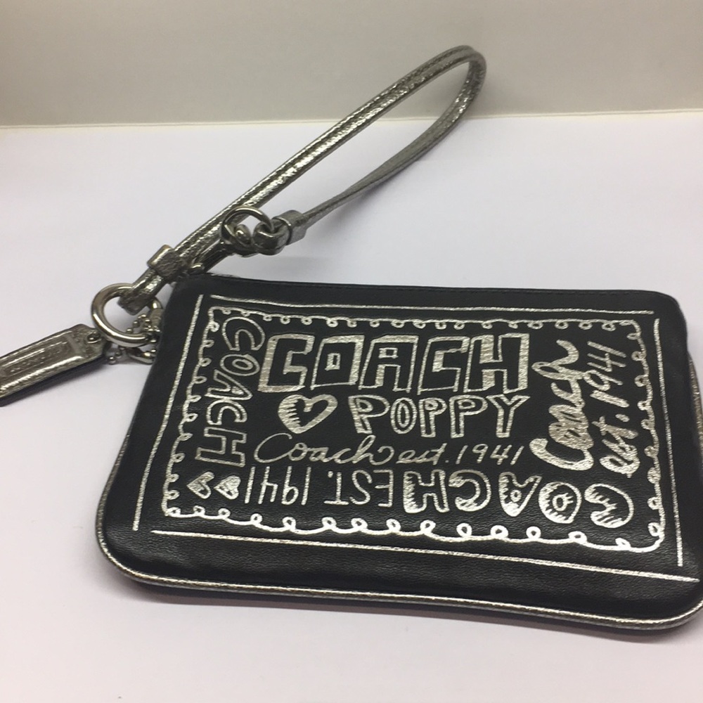 Coach Poppy Wristlet